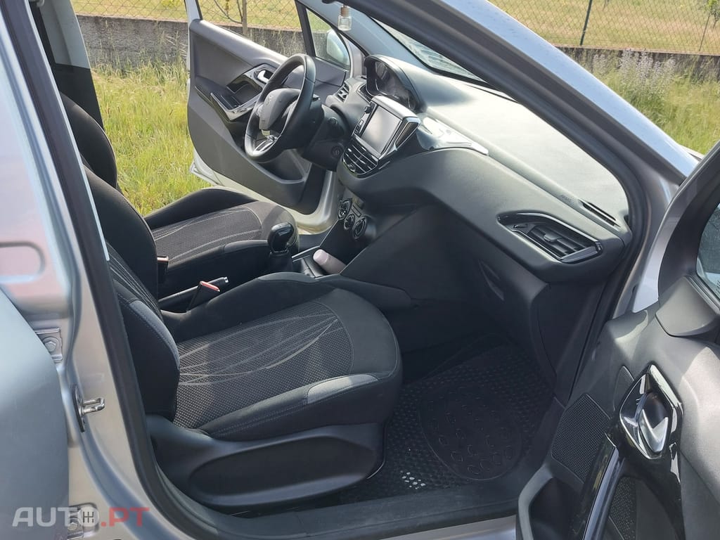Peugeot 208 1,4hdi