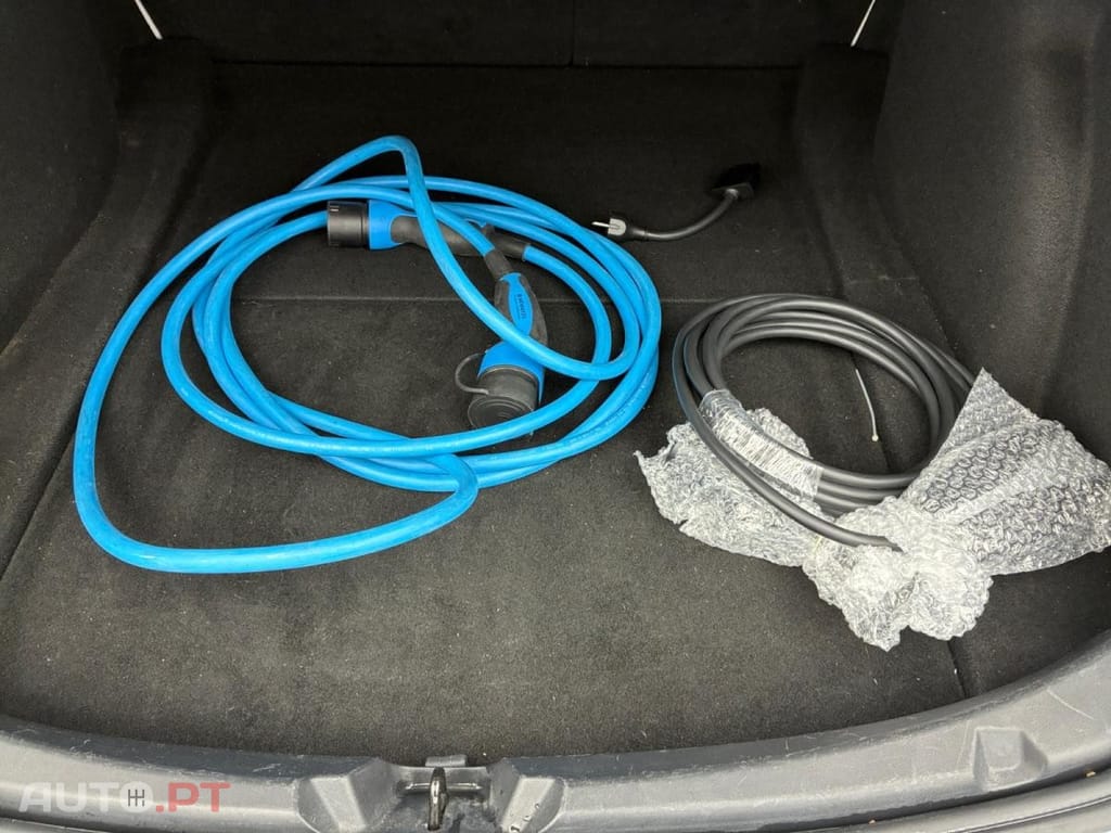 Tesla Model 3 Long-Range Dual Motor AWD
