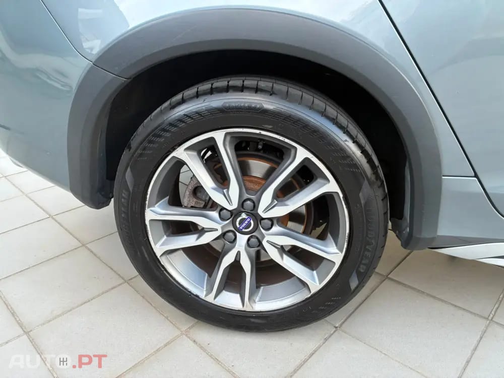 Volvo V60 Cross Country 2.0 D3 Summum Geartronic