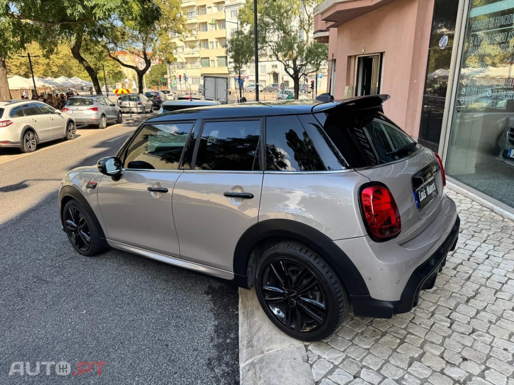 MINI Cooper Cooper S Premium JCW Auto