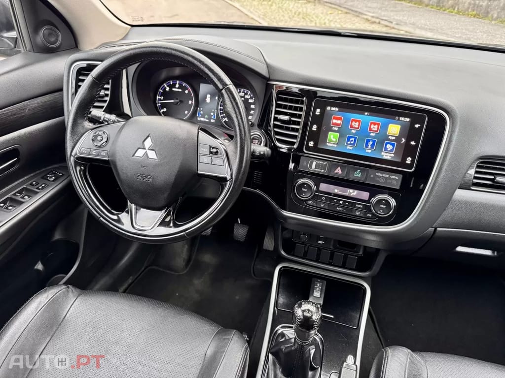 Mitsubishi Outlander 2.2 DI-D Intense