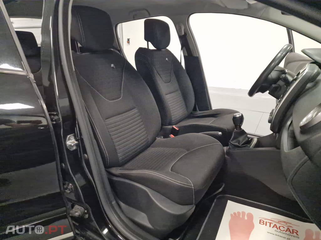 Renault Clio 0.9 TCE LIMITED GPS