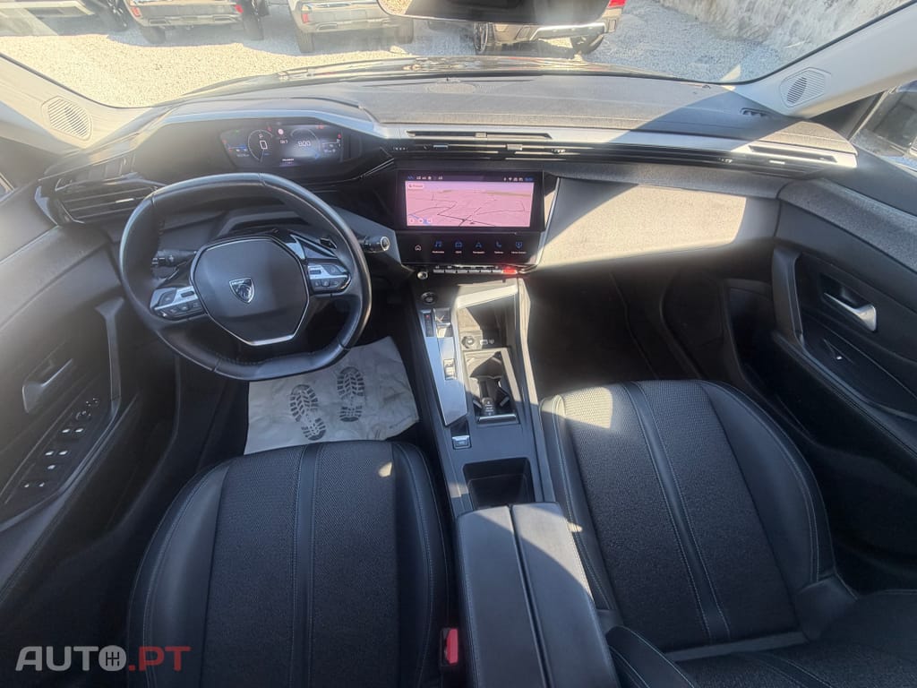 Peugeot 308 1.2 PureTech Allure EAT8