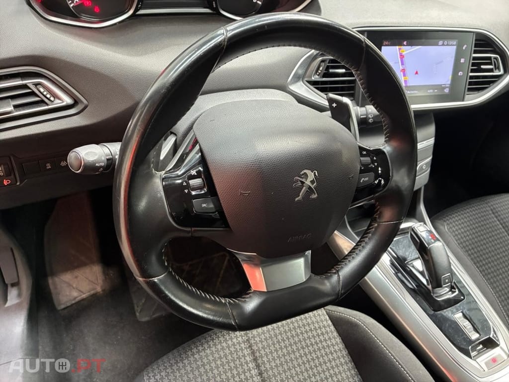 Peugeot 308 1.5 BlueHDi Active Pack EAT8