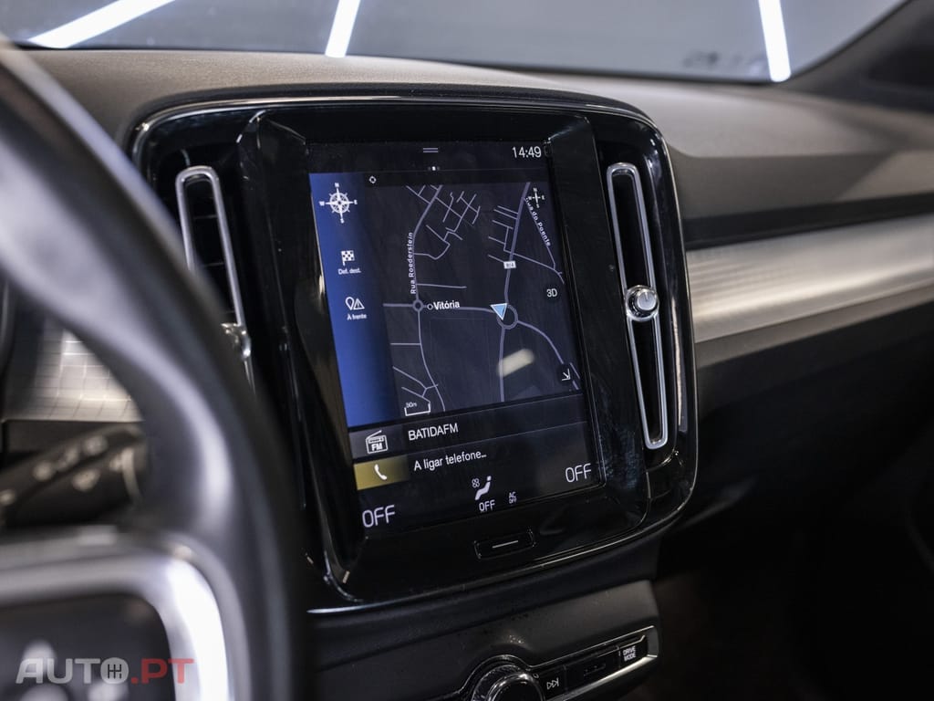 Volvo XC40 T5 Recharge DKG Plus Dark