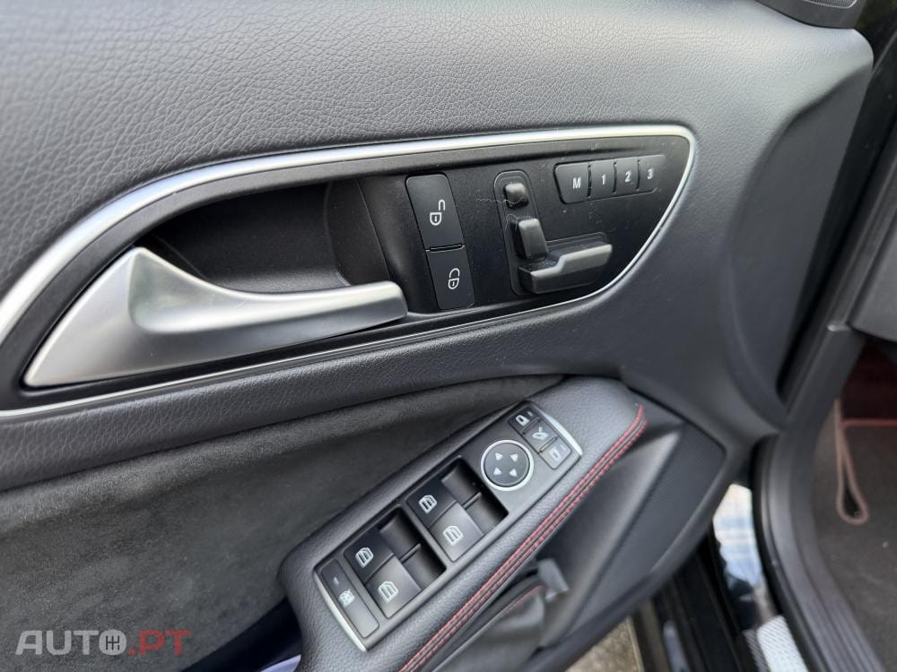 Mercedes-Benz A 45 AMG 4Matic Speedshift 7G-DCT Edition 1