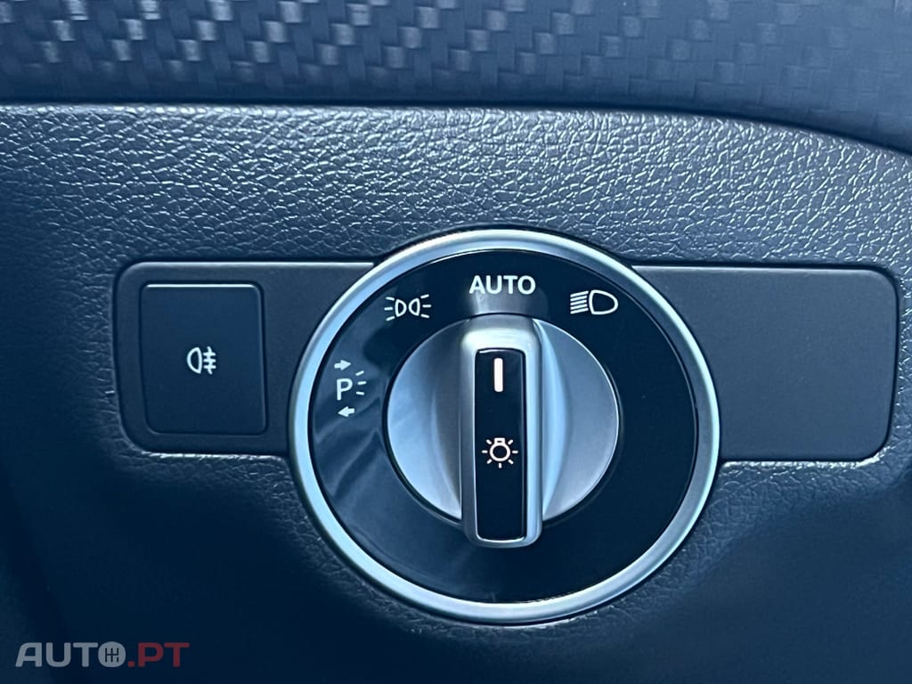 Mercedes-Benz A 180 d AMG Line