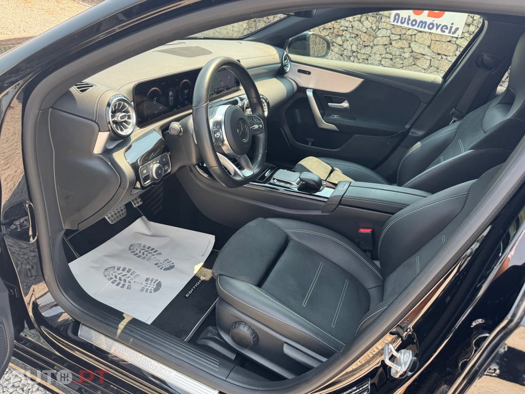 Mercedes-Benz A 250 e AMG Line