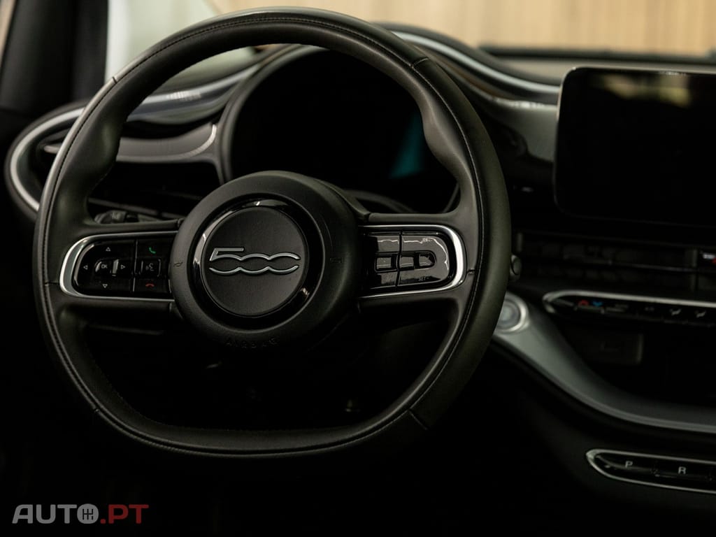 Fiat 500e 3+1 42 kWh