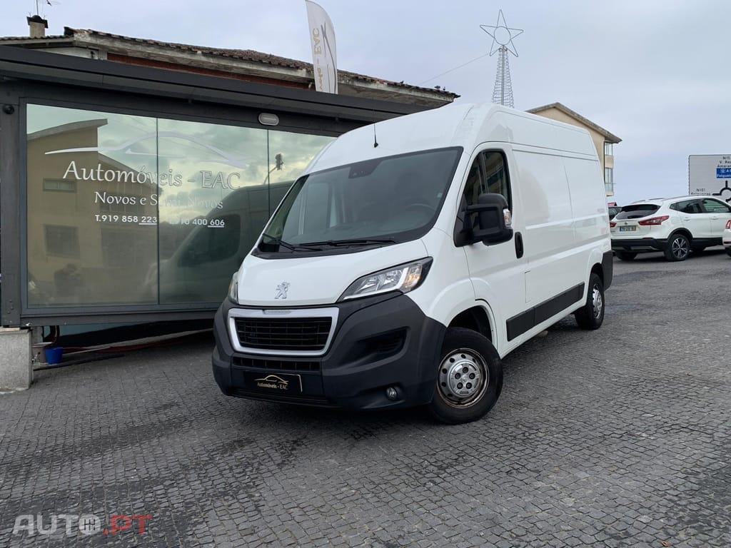 Peugeot Boxer 2.2 BlueHDi 335 L2 CD