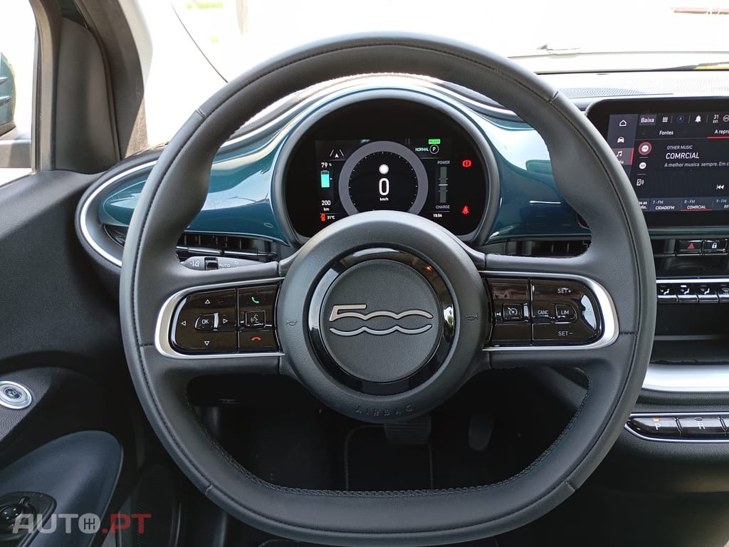 Fiat 500e 42kWh, Icon