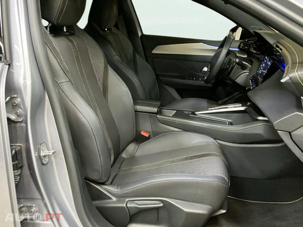 Peugeot 308 1.6 Hybrid GT Pack e-EAT8