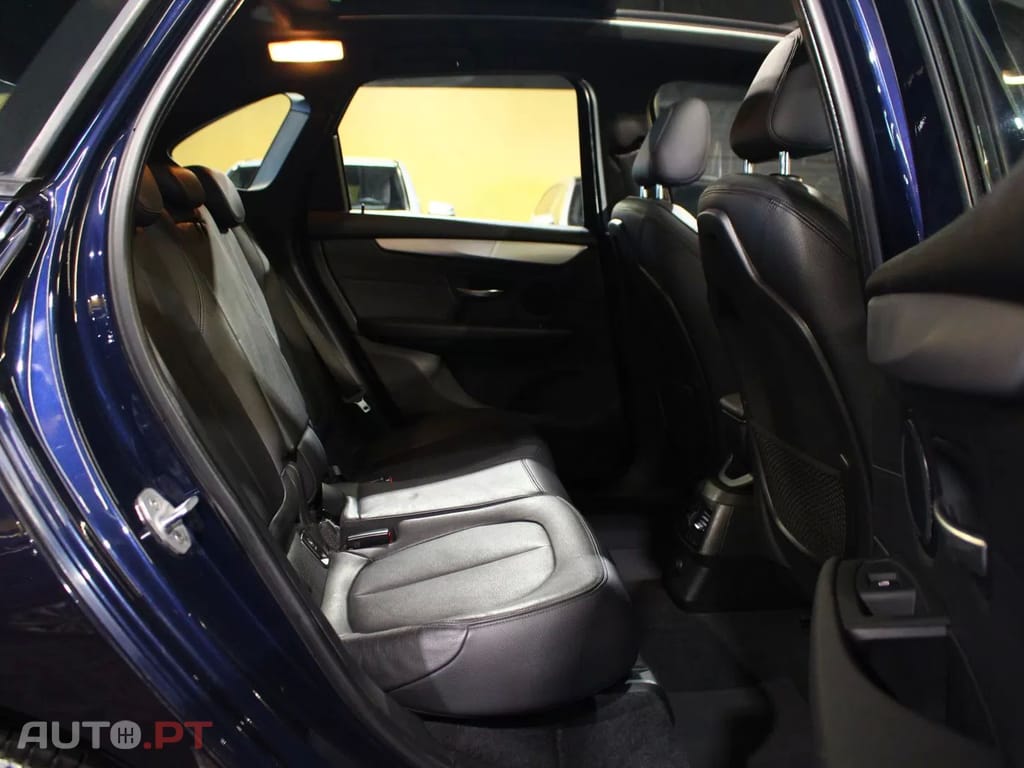 BMW 218 d Line Sport Auto