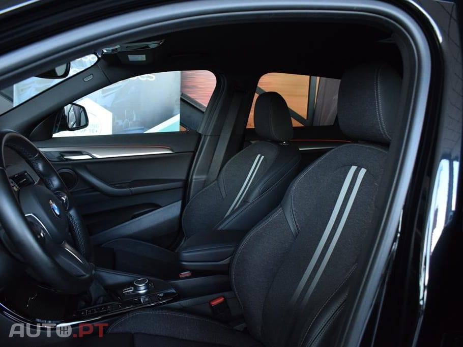 BMW X2 25 e xDrive X Pack M