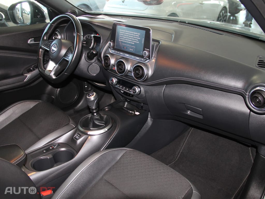 Nissan Juke 1.0 DIG-T Acenta — fotografia 9