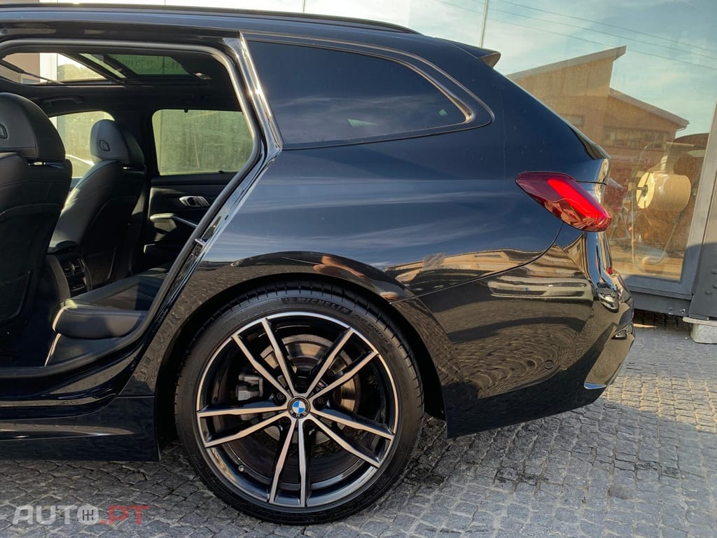 BMW 318 d Touring Pack M Auto