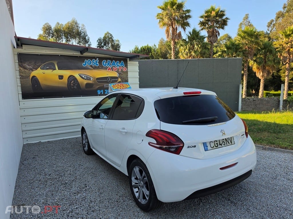 Peugeot 208 1.2 VTi Active