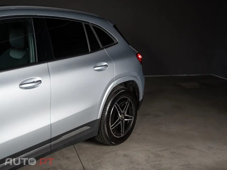 Mercedes-Benz EQA 300 4Matic AMG Line