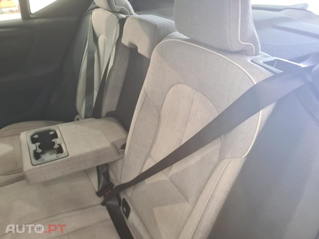 Volvo XC40 1.5 T4 PHEV Core