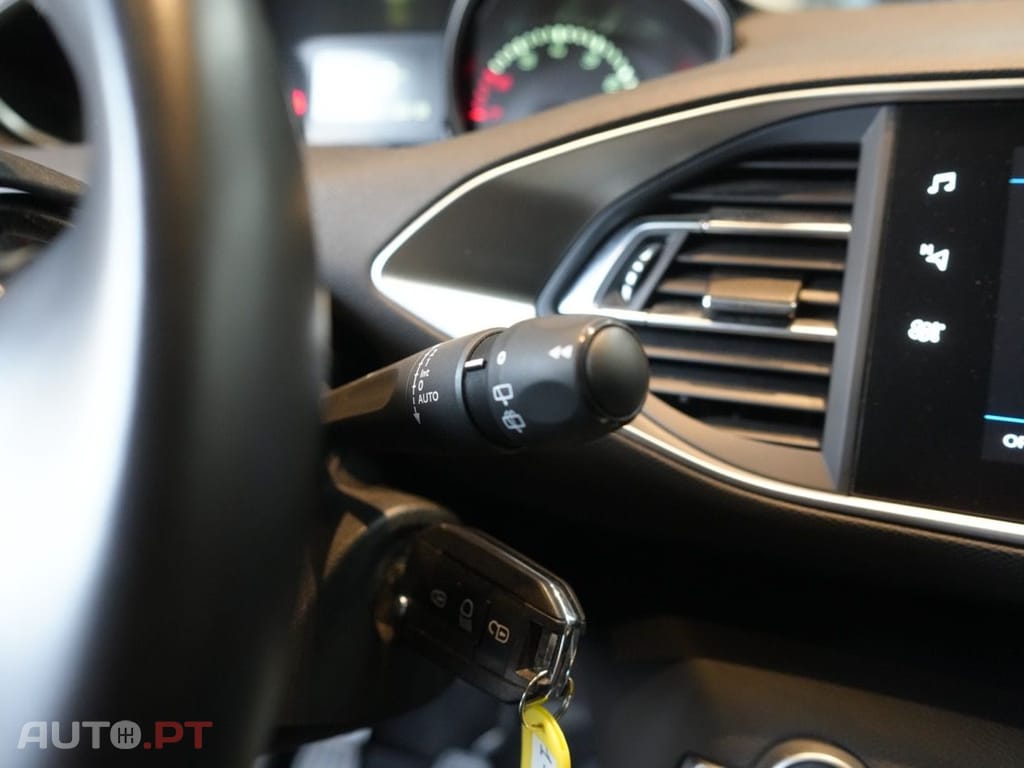 Peugeot 308 SW 1.2 PureTech 110 S&S Active