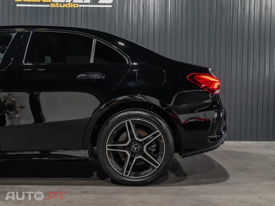 Mercedes-Benz A 250 e 8G-DCT AMG Line