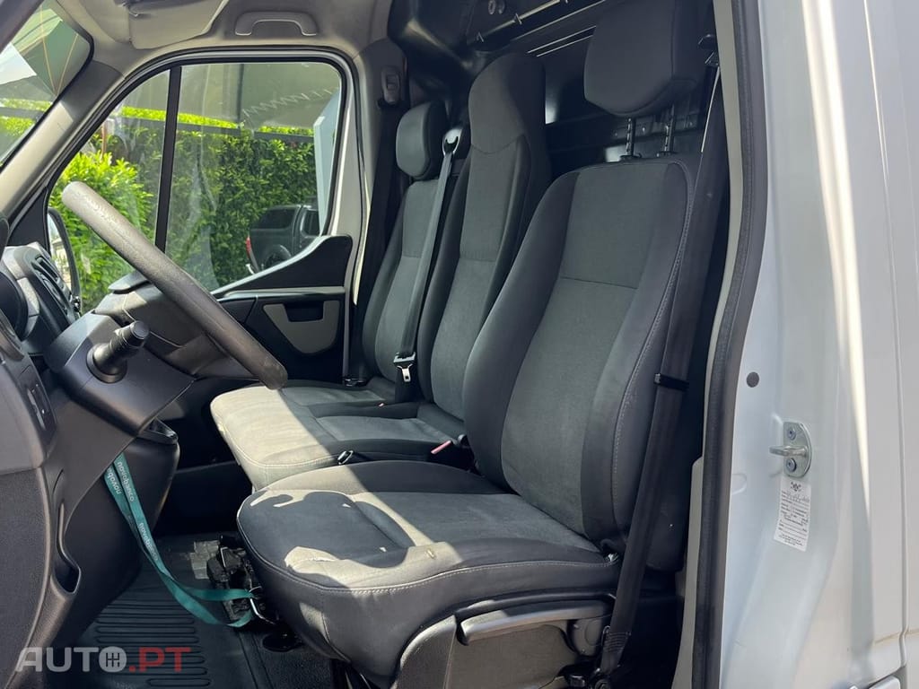 Renault Master FRIGORIFICA ESTRADA + PARQUE