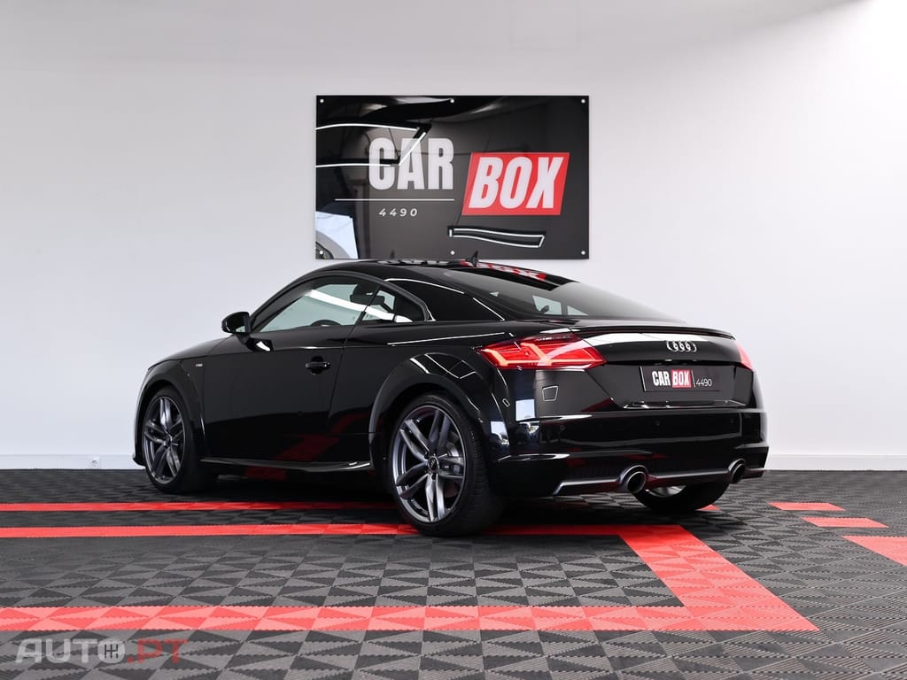 Audi TT 2.0 TFSI quattro S-line S tronic