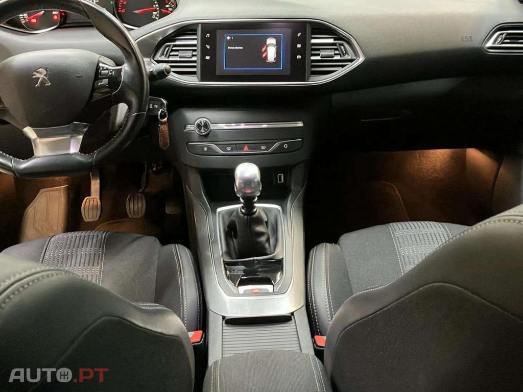 Peugeot 308 1.5 BlueHDi Allure