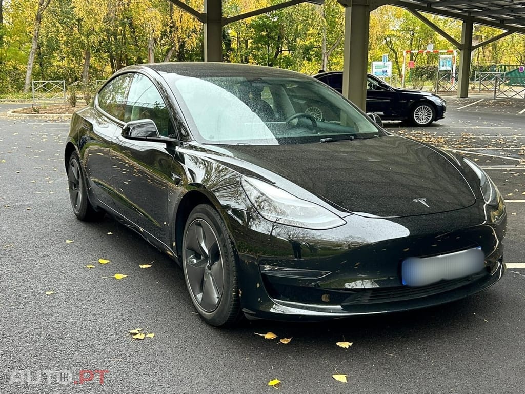 Tesla Model 3 Long Range RWD