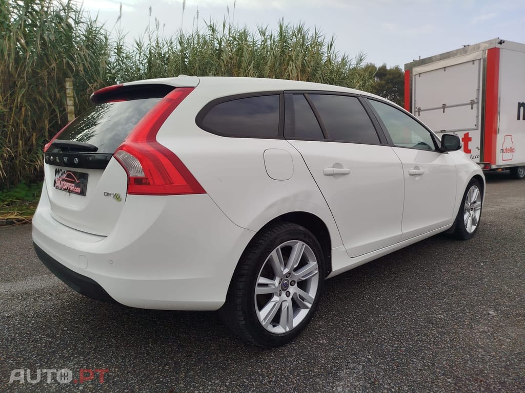 Volvo V60 1.6 D2 Drive Summum Start/Stop