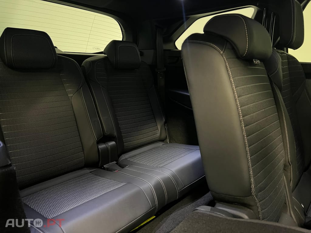 Peugeot 5008 1.2 Hybrid Allure e-DCS6