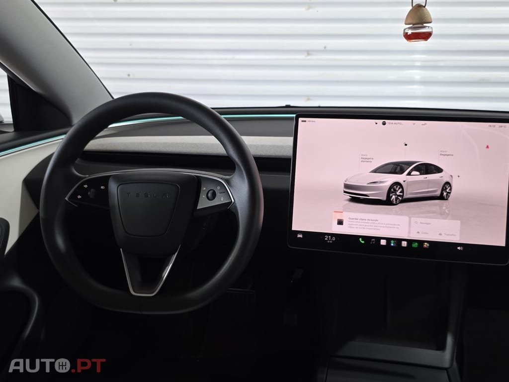 Tesla Model 3 Tração Traseira Premium