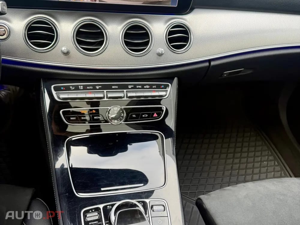 Mercedes-Benz E 220 d AMG Line