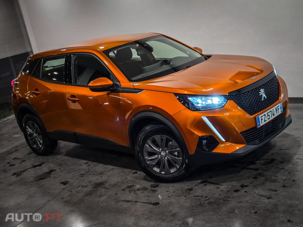 Peugeot 2008 1.2 PureTech Active Pack EAT8
