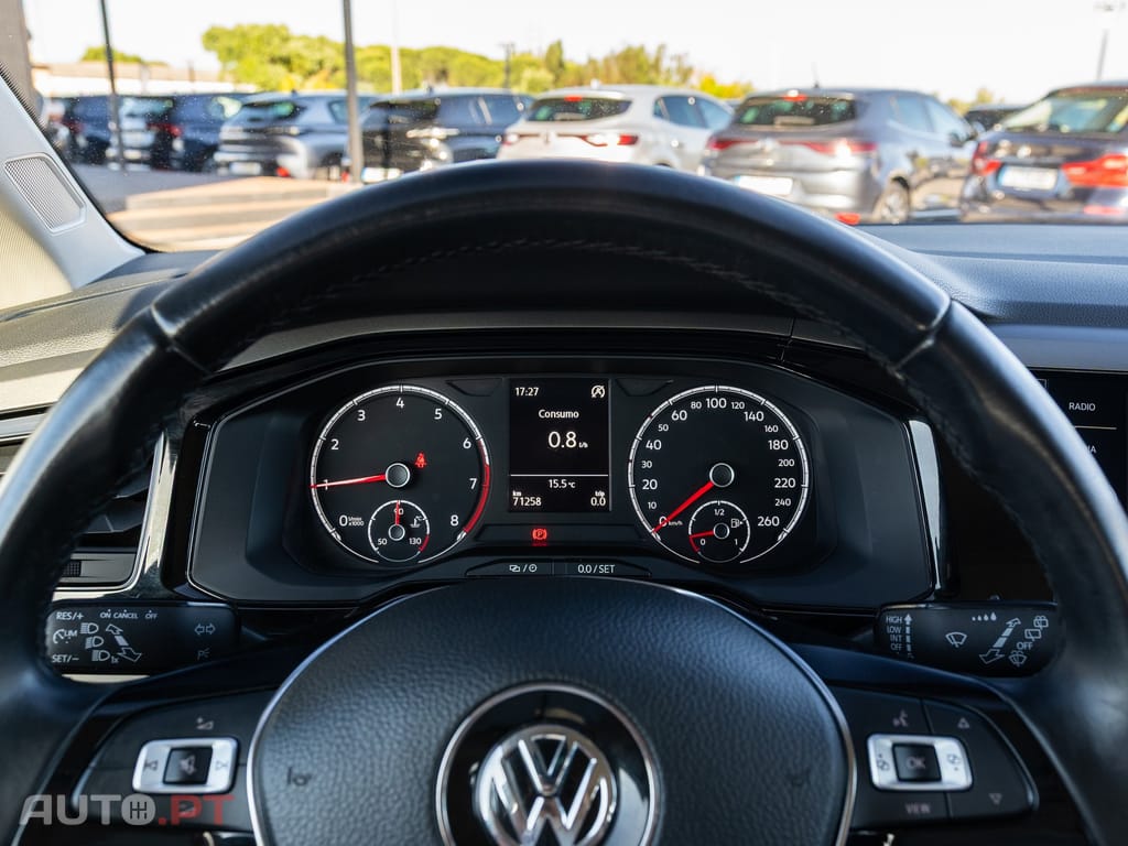 Volkswagen Polo 1.0 Confortline