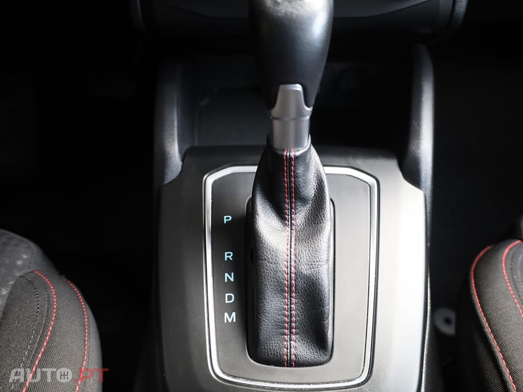 Ford Focus 1.0 EcoBoost MHEV ST-Line Aut — fotografia 15