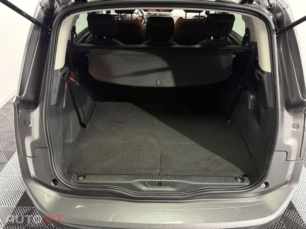 Citroen Grand C4 SpaceTourer BlueHDi 130 Stop&Start EAT8 SHINE