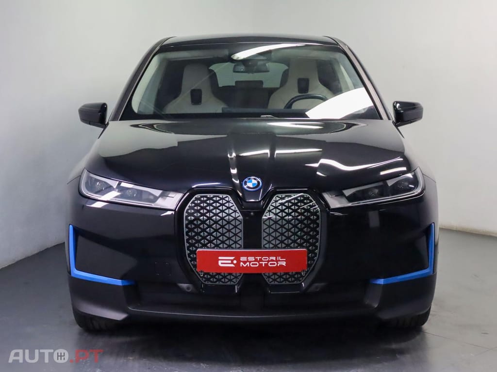 BMW iX xDrive40