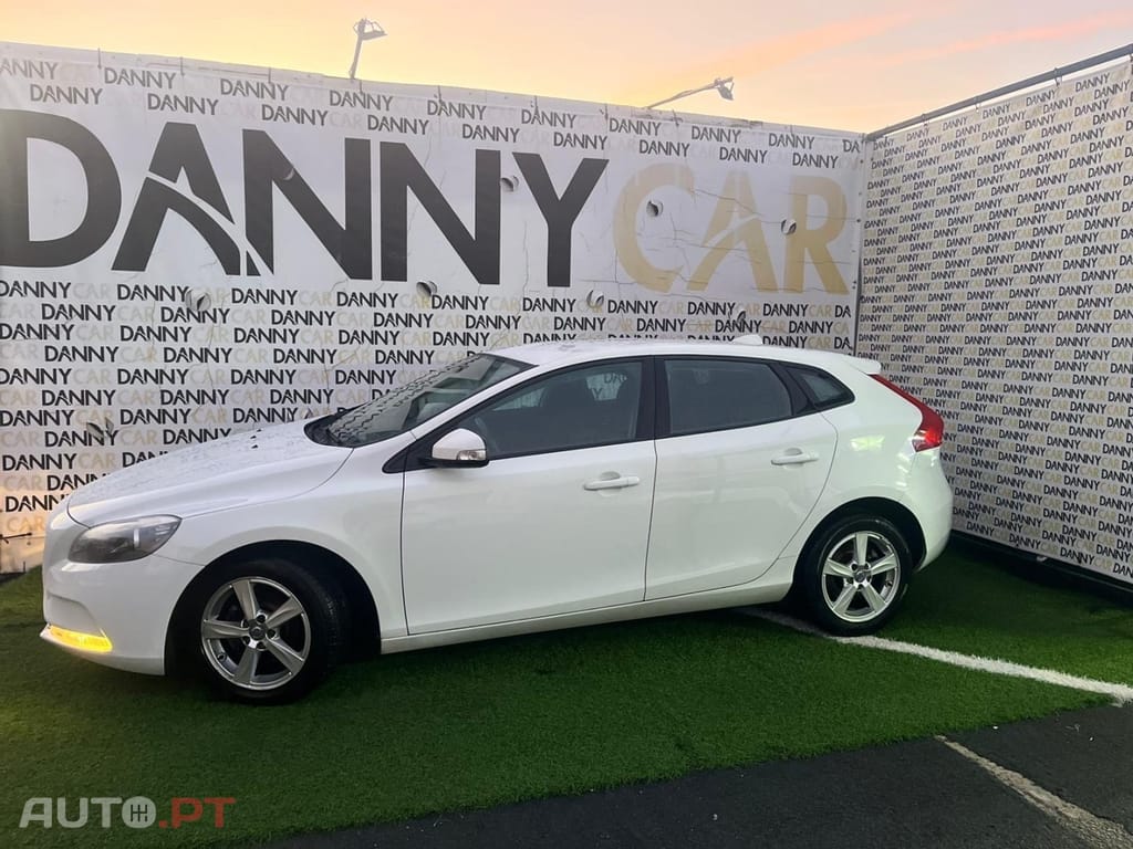 Volvo V40 2.0 D2 Momentum