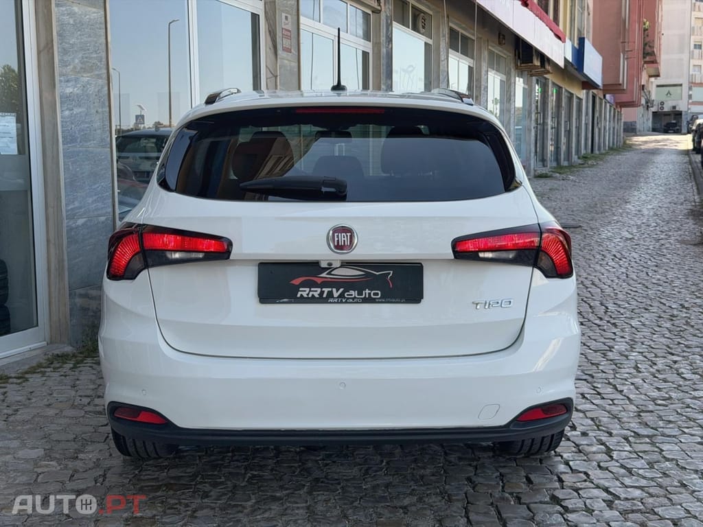 Fiat Tipo 1.3 M-Jet Lounge