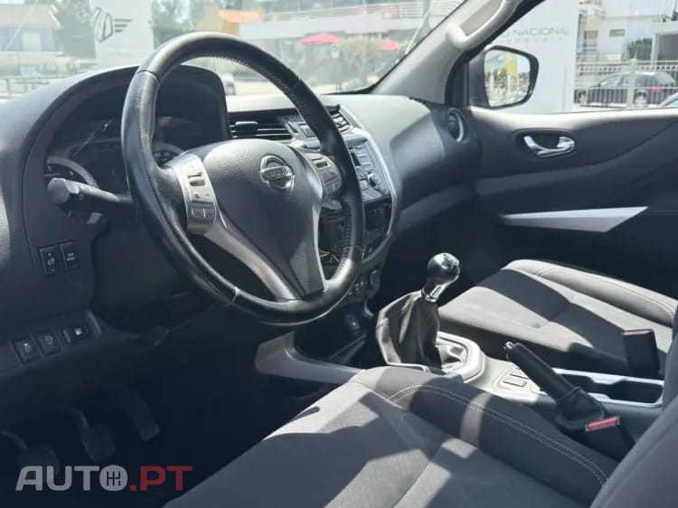 Nissan Navara 2.3 dCi CD 4WD N-Connecta