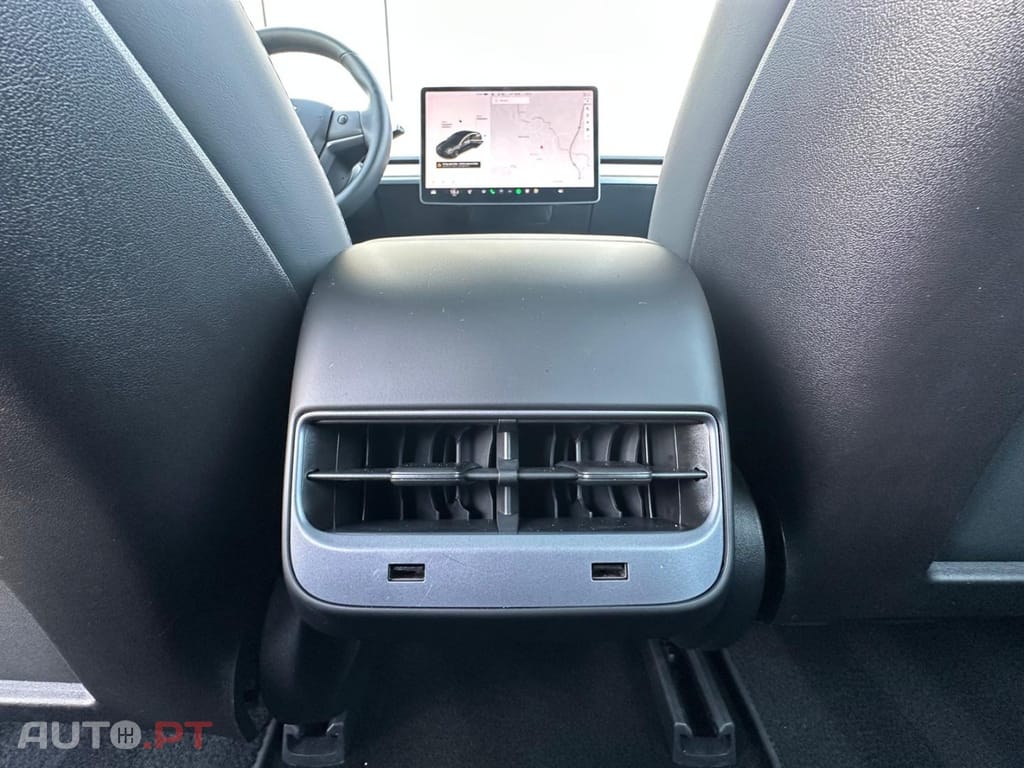 Tesla Model 3 Long-Range Dual Motor AWD