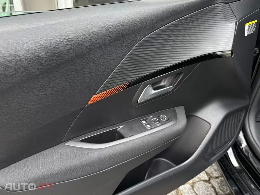 Peugeot E-208 50 kWh Active Pack