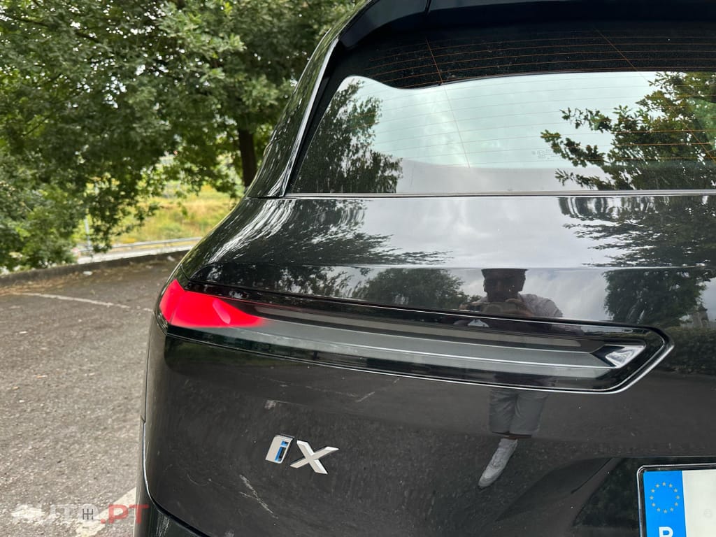 BMW iX xDrive 50