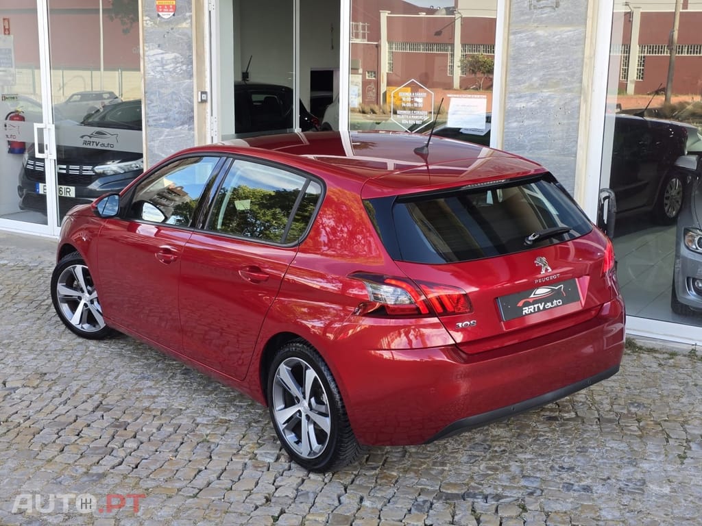 Peugeot 308 1.2 PureTech Active J17