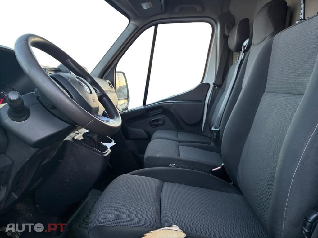 Renault Master 2.3 dCi L3H2 3.5T Grand Confort