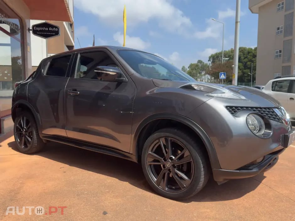 Nissan Juke 1.2 DIG-T N-Connecta Pack Exterior 1 Black Tokyo