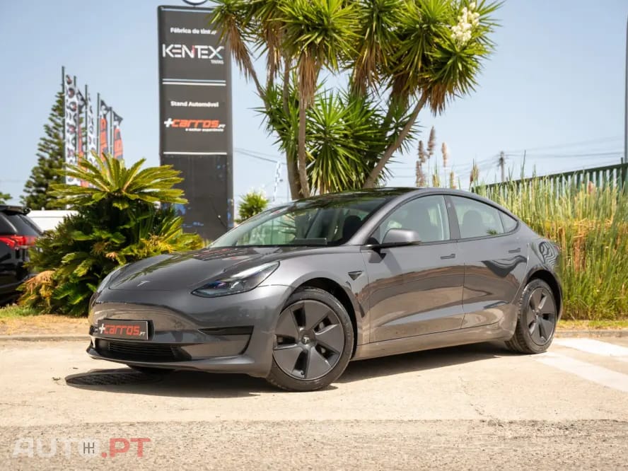 Tesla Model 3 Standard Range Plus RWD