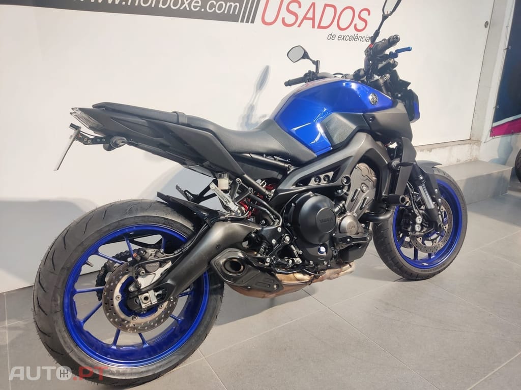 Yamaha MT-09 MT-09