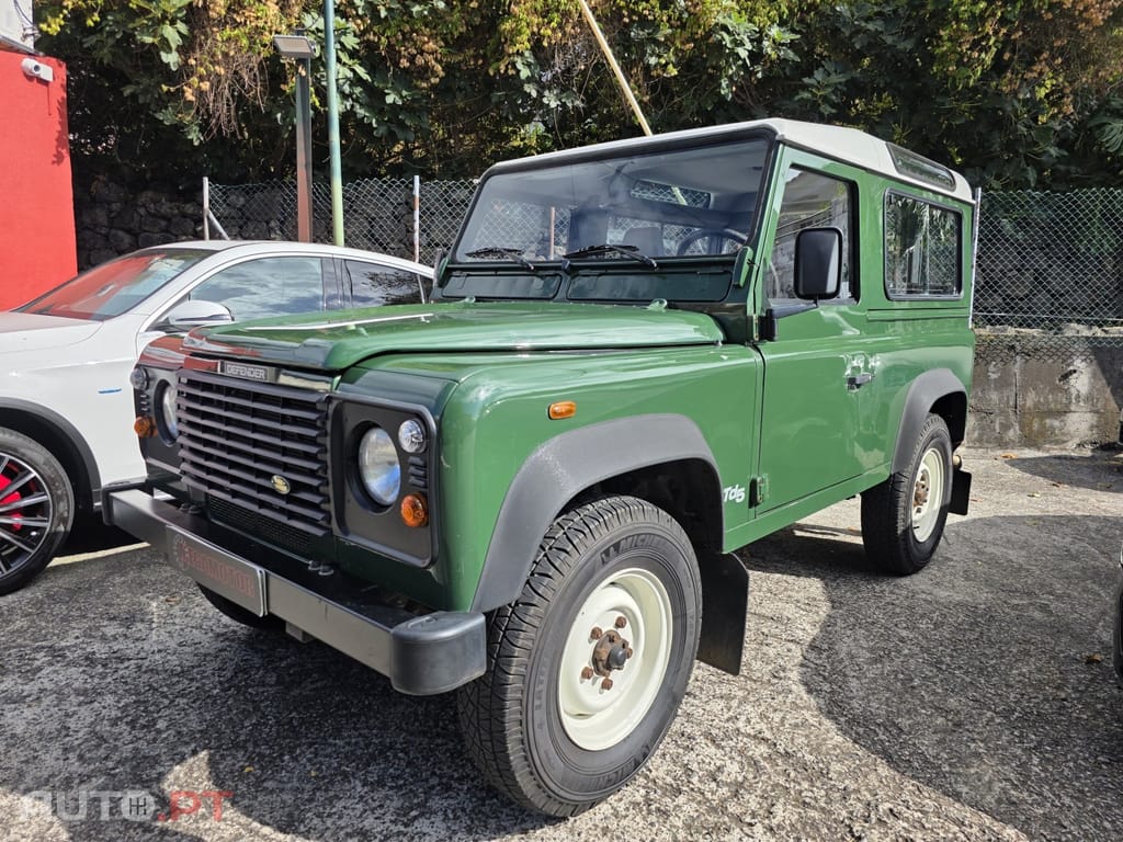 Land Rover Defender 90 2.5 Td5 SE